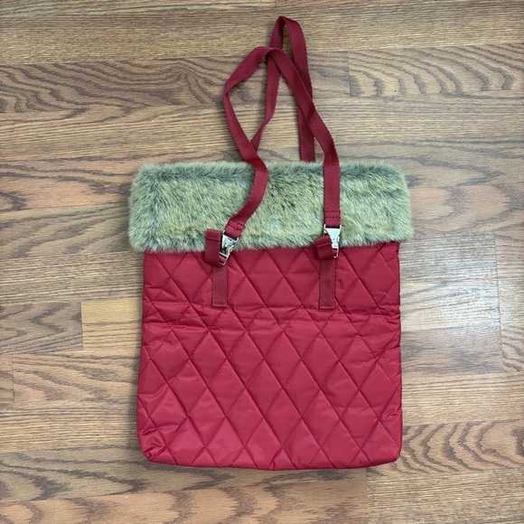 Bath & Body Works Handbags - Bath & body works limited edition bag